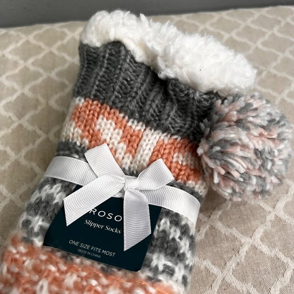 Aerosoles Slipper Socks Tall Pink Gray Faux Sherpa Pom Nordic Fair Isle NWT - Picture 3 of 6